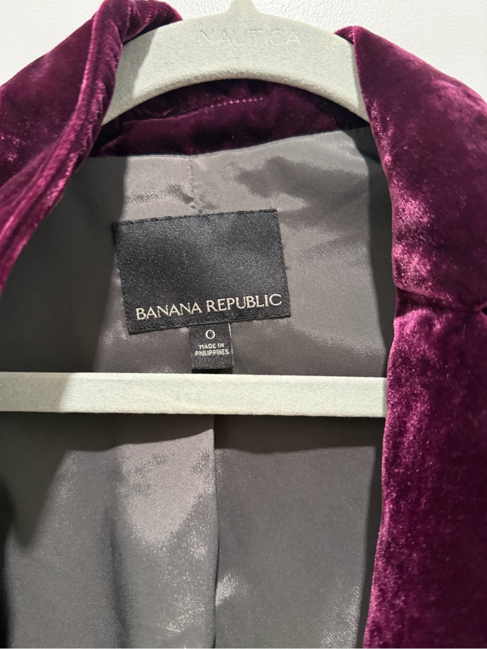 Banana Republic Velvet Blazer in Plum